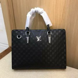 Picture of LV Mens Bags _SKUfw134822986fw